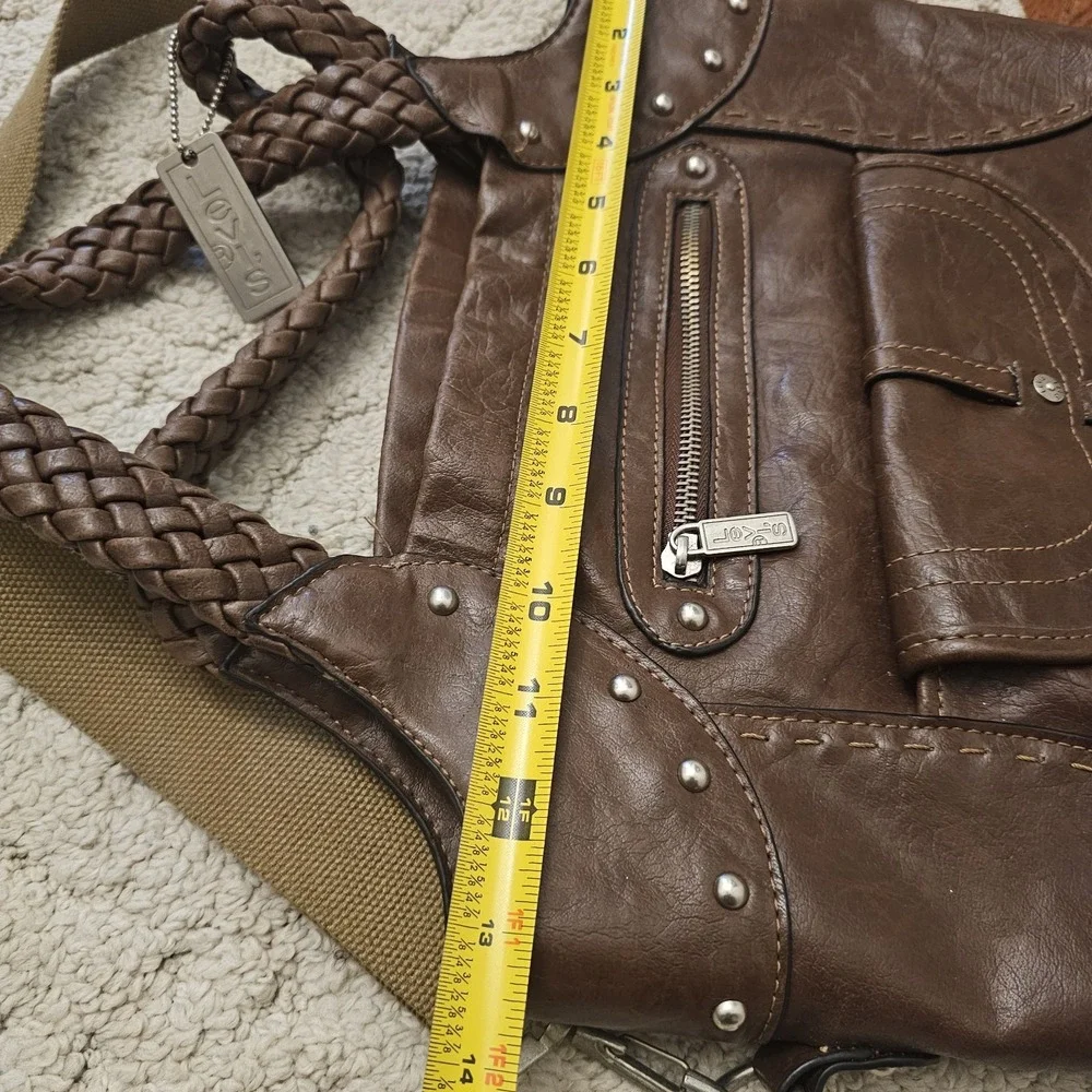 Levis pre owned
